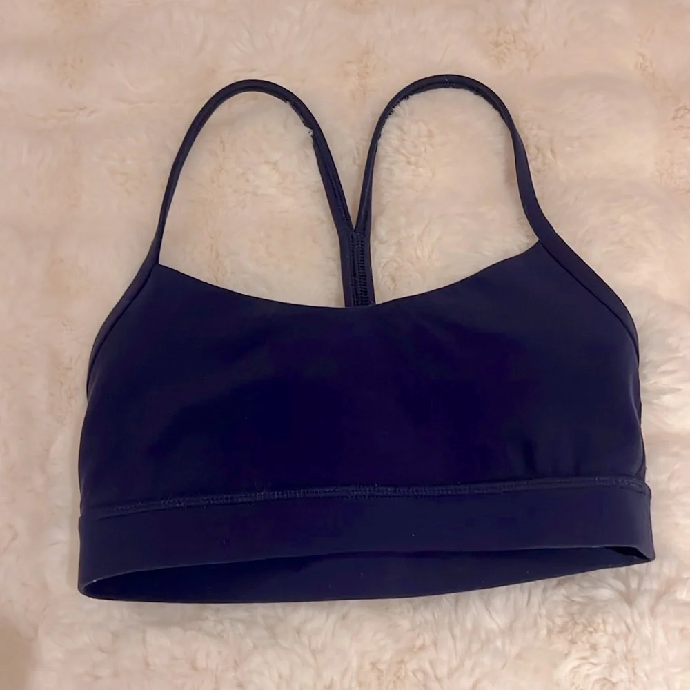 Lululemon Flow Y Nulu Bra Light Support, A–C Cups size 2 - Picture 6 of 8
